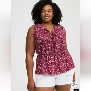 Torrid Women’s Floral Red Plum Ruffle Smocked-Bodice Top Size OX